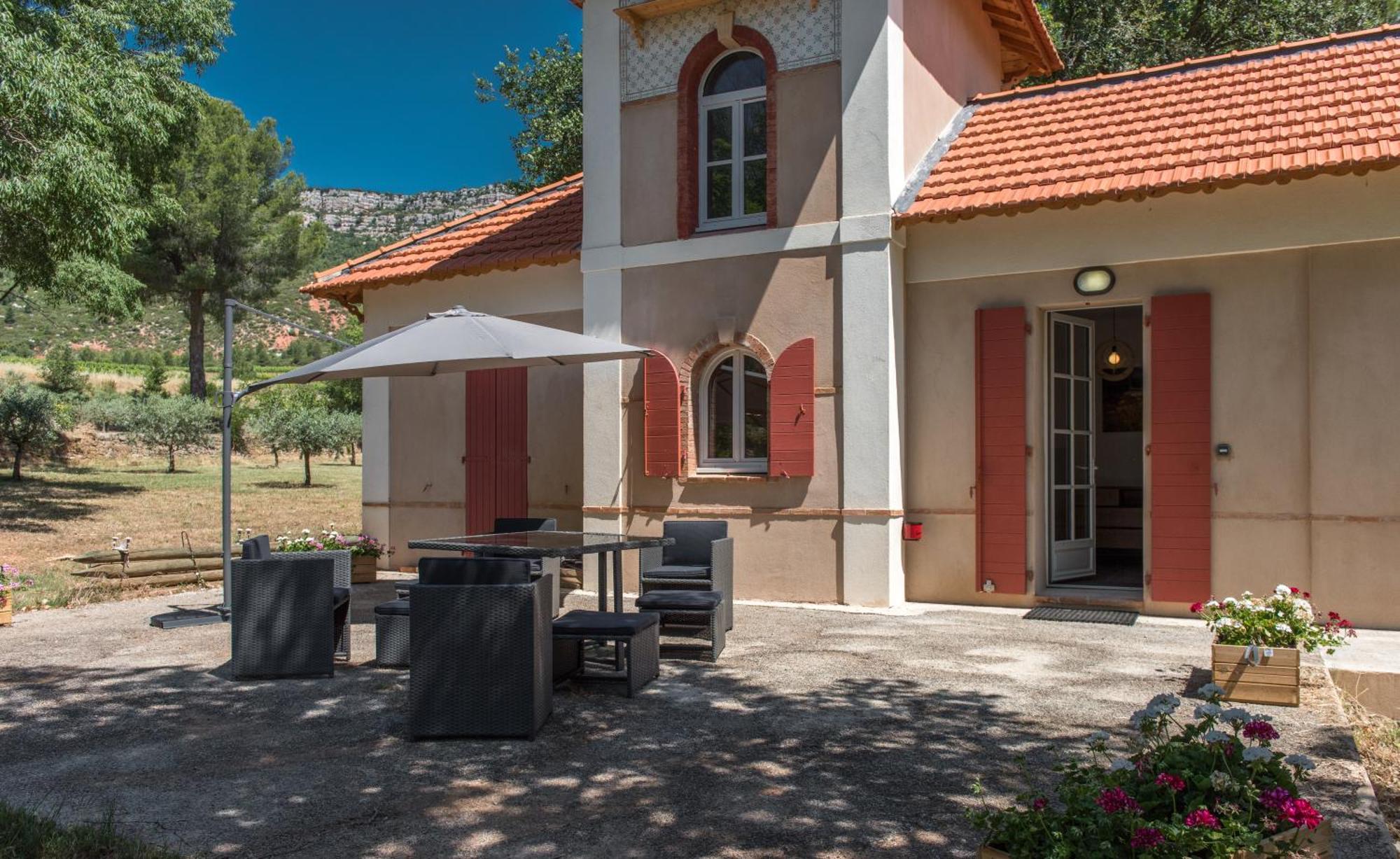 Villa Domaine De La Galiniere Châteauneuf-le-Rouge Zimmer foto